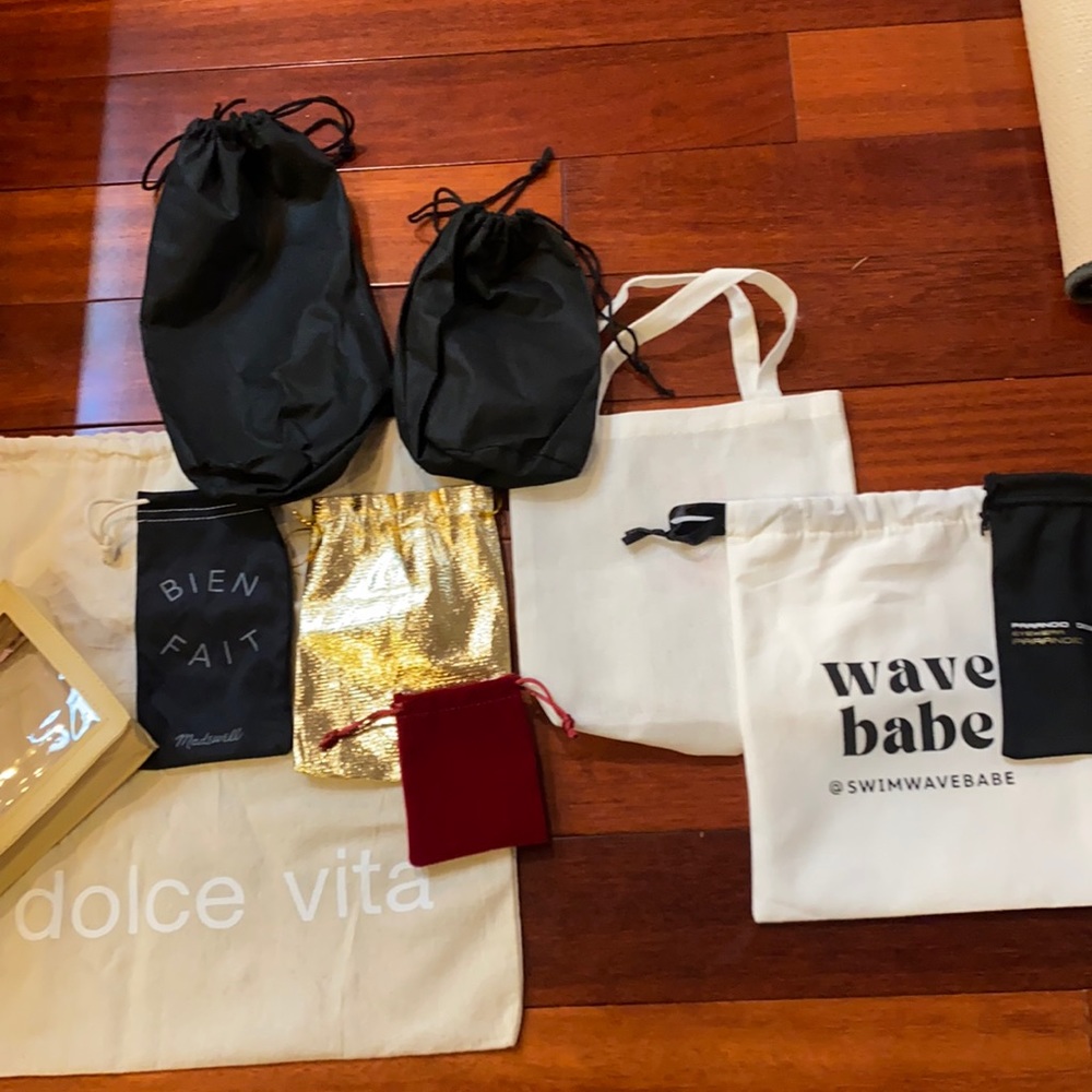 5 for 20$! Variety of Drawstring Bags